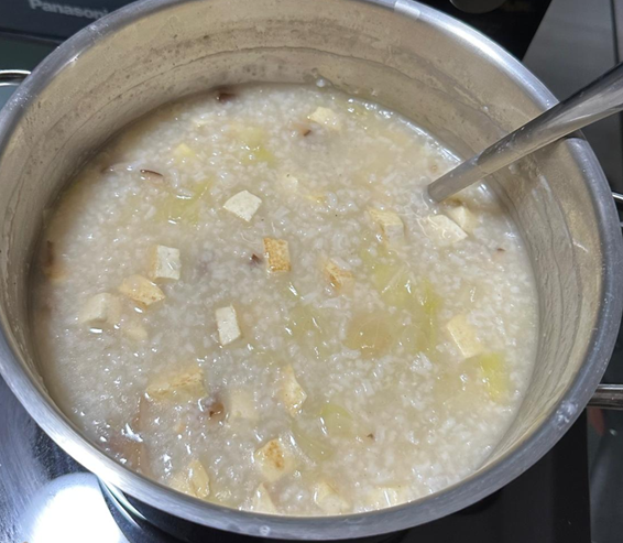 Tau Kwa & Cabbage Porridge